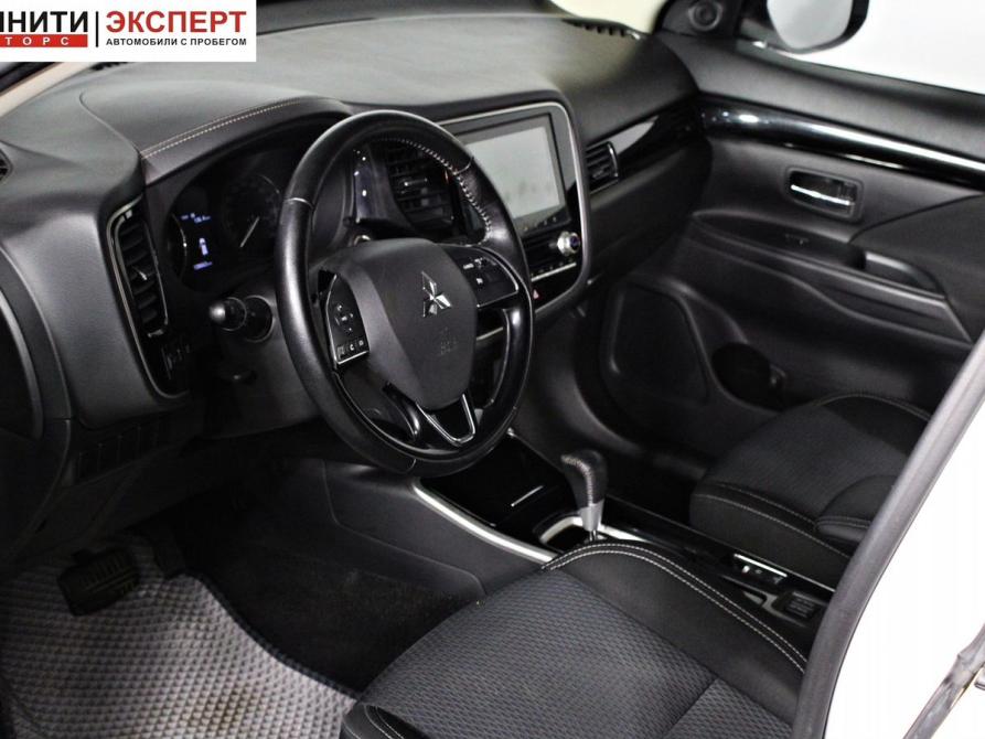 Mitsubishi Outlander III Рестайлинг 3 Белгород  - изображение 11