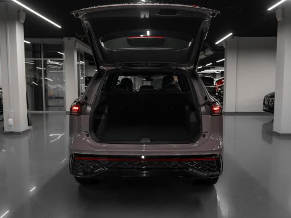 Volkswagen Tiguan III (China Market) с пробегом 2026 года, цена 5 000 000 рублей, 30 км, внедорожник, Автокод Объявления