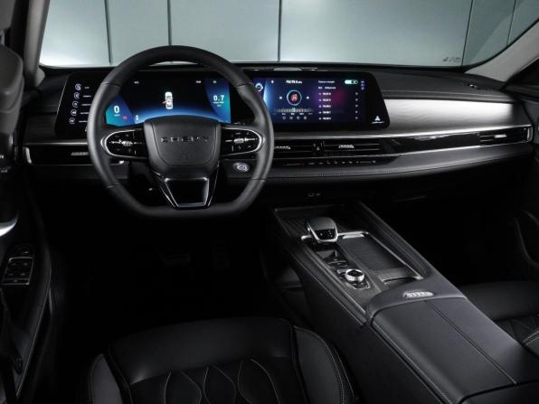 Chery Arrizo 8 с пробегом 2025 года, цена 2 260 000 рублей, 10 км, седан, Автокод Объявления