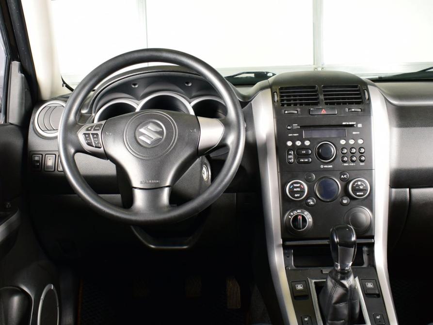 Suzuki Grand Vitara II Рестайлинг 2 Кемерово  - изображение 8