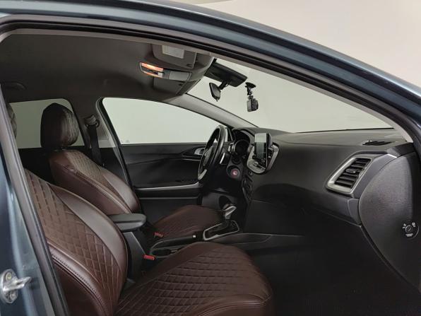 Kia Ceed III Рестайлинг с пробегом 2022 года, цена 2 180 000 рублей, 82181 км, хэтчбек, Автокод Объявления