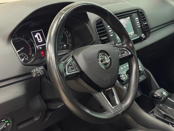 Skoda Karoq I с пробегом 2020 года, цена 1 981 000 рублей, 154826 км, внедорожник, Автокод Объявления