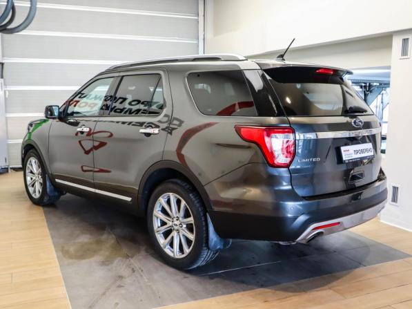 Ford Explorer V Рестайлинг с пробегом 2017 года, цена 2 475 000 рублей, 203000 км, внедорожник, Автокод Объявления