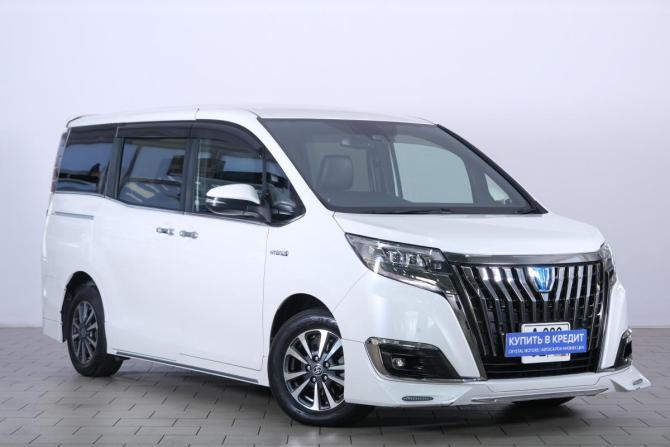 Toyota Esquire I Рестайлинг с пробегом 2019 года, цена 2 619 000 рублей, 122000 км, минивэн, Автокод Объявления