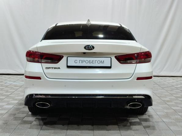 Kia Optima IV Рестайлинг с пробегом 2018 года, цена 1 800 000 рублей, 203000 км, седан, Автокод Объявления