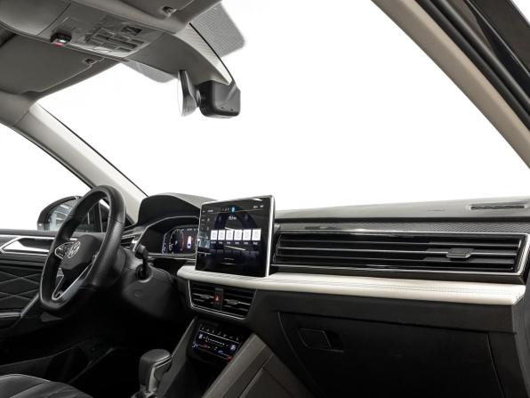Volkswagen Tiguan II Рестайлинг (China Market) с пробегом 2023 года, цена 4 240 000 рублей, 28088 км, внедорожник, Автокод Объявления