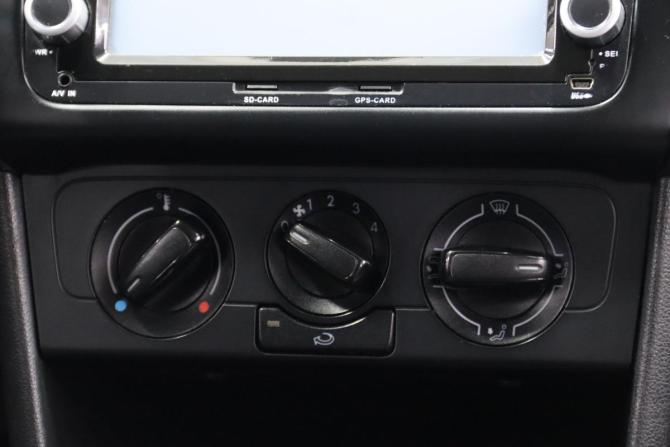 Volkswagen Polo V с пробегом 2011 года, цена 555 550 рублей, 220739 км, седан, Автокод Объявления