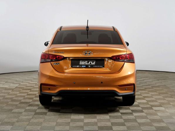 Hyundai Solaris II с пробегом 2017 года, цена 798 000 рублей, 153274 км, седан, Автокод Объявления
