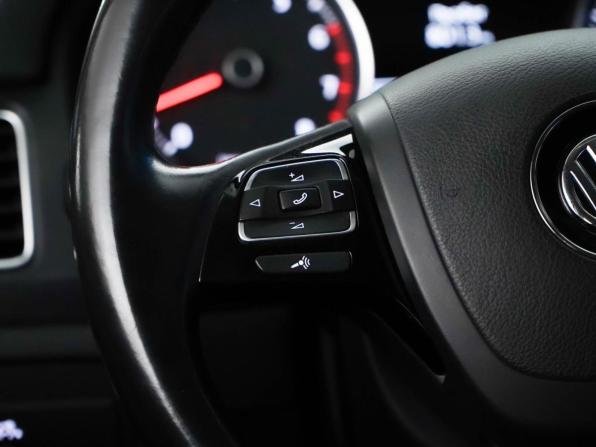 Volkswagen Touareg II Рестайлинг с пробегом 2015 года, цена 2 580 055 рублей, 119715 км, внедорожник, Автокод Объявления