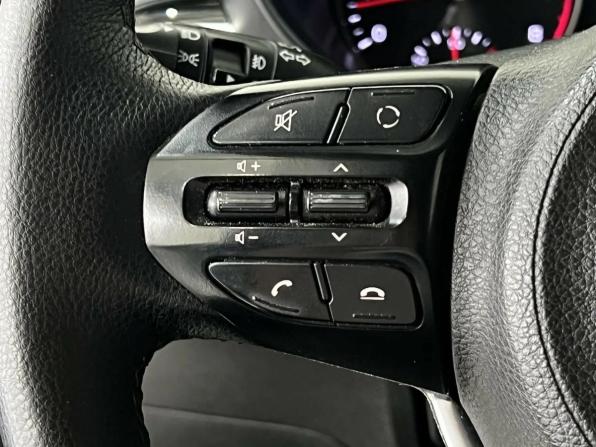 Kia Rio IV с пробегом 2017 года, цена 960 000 рублей, 176850 км, седан, Автокод Объявления