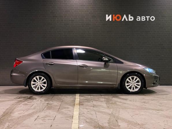 Honda Civic IX с пробегом 2012 года, цена 1 370 000 рублей, 165483 км, седан, Автокод Объявления