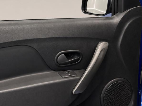 Renault Sandero II Рестайлинг с пробегом 2020 года, цена 1 445 000 рублей, 50900 км, хэтчбек, Автокод Объявления