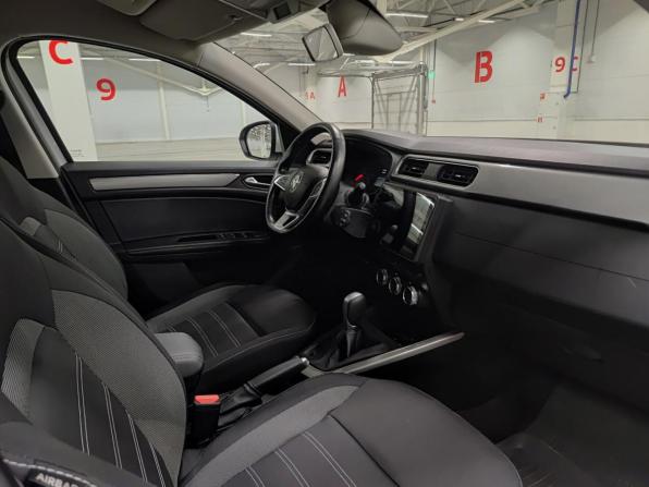 Renault Arkana I с пробегом 2021 года, цена 1 460 000 рублей, 62726 км, внедорожник, Автокод Объявления