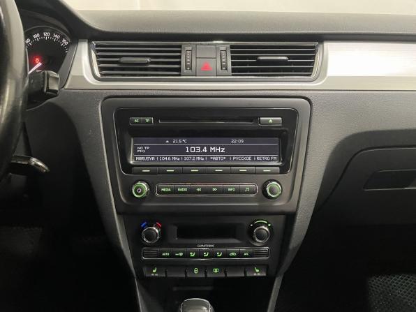 Skoda Rapid I с пробегом 2014 года, цена 849 000 рублей, 146020 км, лифтбек, Автокод Объявления