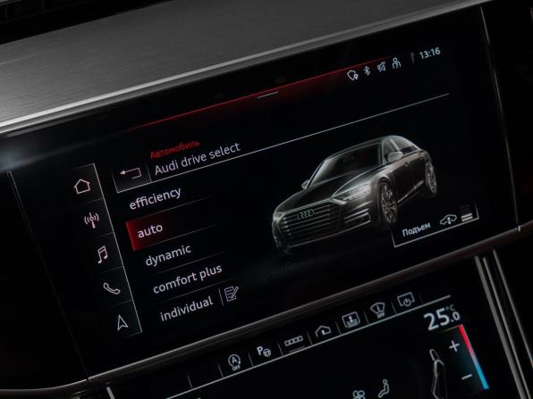 Audi S8 IV (D5) Рестайлинг с пробегом 2022 года, цена 11 840 000 рублей, 63385 км, седан, Автокод Объявления
