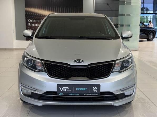 Kia Rio III Рестайлинг с пробегом 2015 года, цена 975 000 рублей, 201212 км, седан, Автокод Объявления