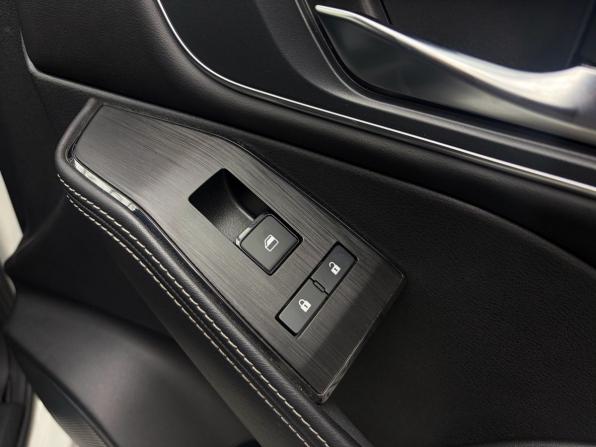 Nissan Rogue III с пробегом 2020 года, цена 2 749 000 рублей, 88088 км, внедорожник, Автокод Объявления