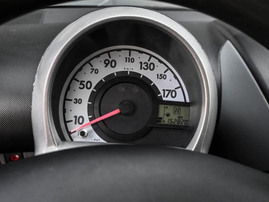 Peugeot 107 I Новороссийск  - изображение 14