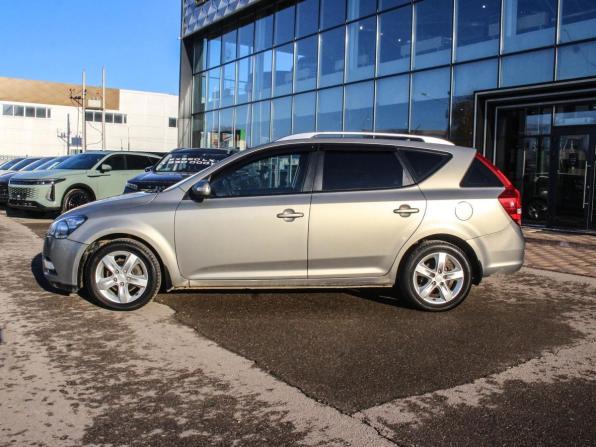 Kia Ceed I с пробегом 2010 года, цена 693 200 рублей, 291804 км, универсал, Автокод Объявления