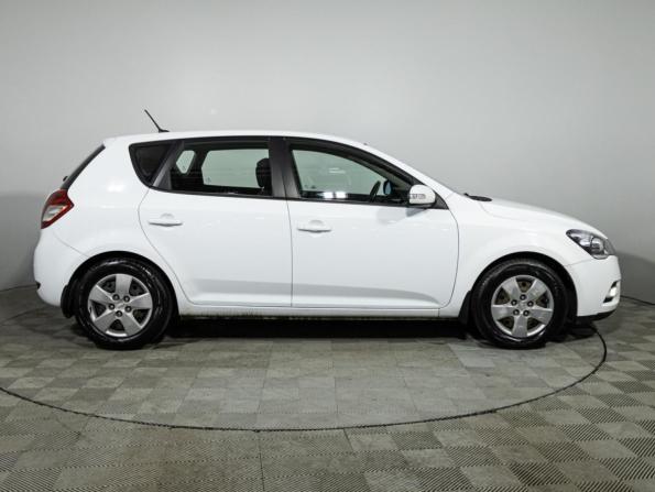 Kia Ceed I Рестайлинг с пробегом 2011 года, цена 849 585 рублей, 109472 км, хэтчбек, Автокод Объявления