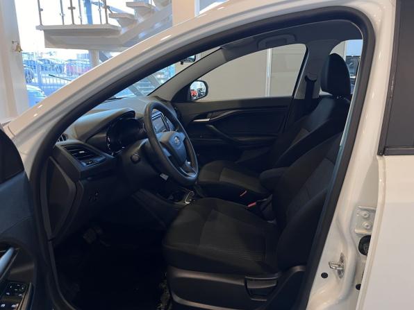 Lada (ВАЗ) Vesta I с пробегом 2020 года, цена 1 265 000 рублей, 68189 км, универсал, Автокод Объявления