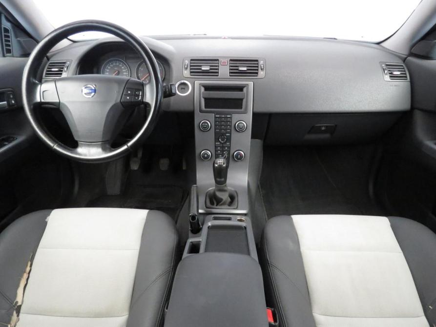 Volvo C30 I Санкт-Петербург  - изображение 6