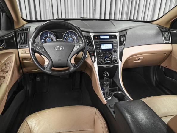 Hyundai Sonata VI (YF) с пробегом 2012 года, цена 1 113 000 рублей, 174212 км, седан, Автокод Объявления
