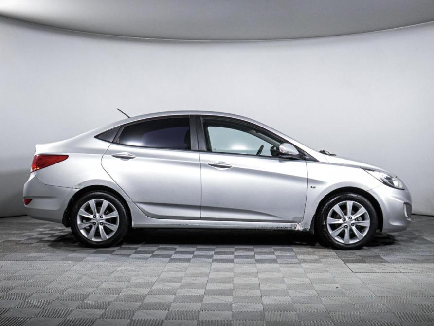 Hyundai Solaris I Москва  - изображение 4