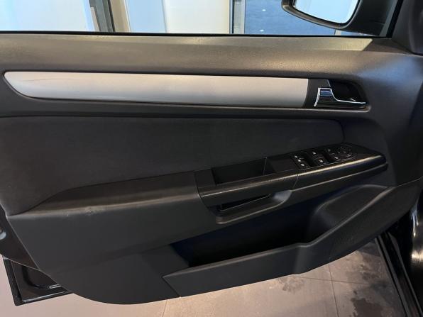 Opel Astra H Рестайлинг с пробегом 2012 года, цена 510 000 рублей, 243716 км, седан, Автокод Объявления