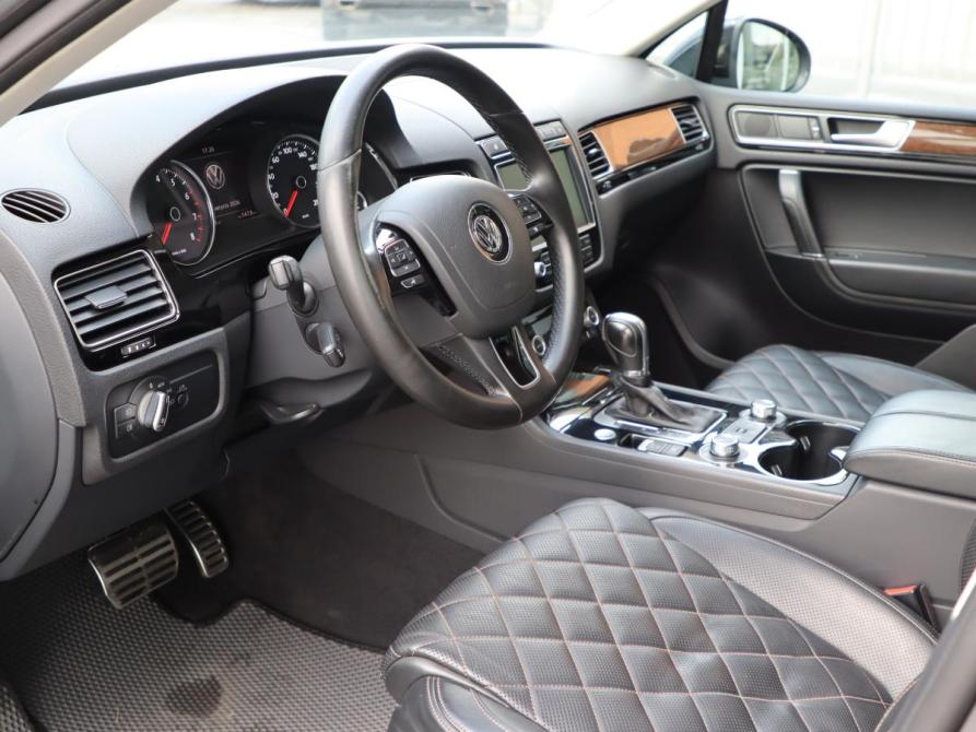 Volkswagen Touareg II Рестайлинг Санкт-Петербург  - изображение 9