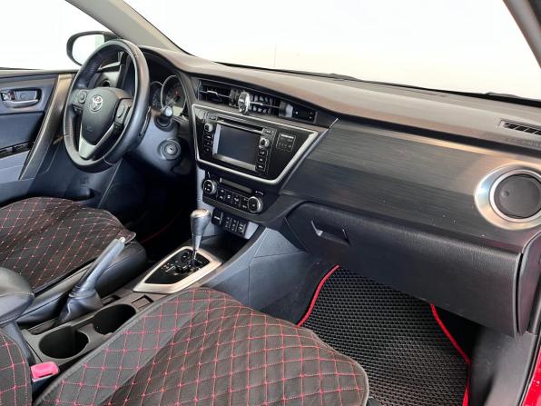 Toyota Auris II с пробегом 2013 года, цена 1 190 000 рублей, 188618 км, хэтчбек, Автокод Объявления