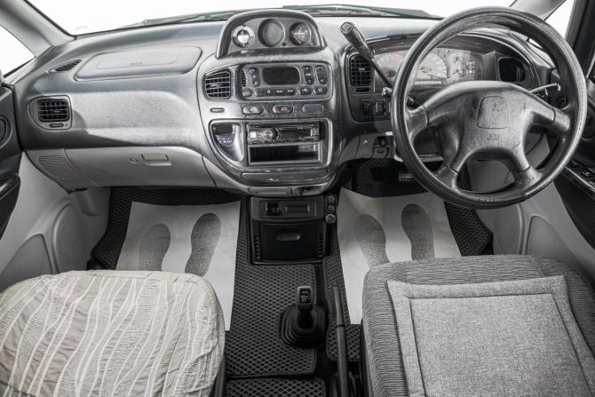 Mitsubishi Delica IV с пробегом 2002 года, цена 1 519 000 рублей, 290000 км, минивэн, Автокод Объявления