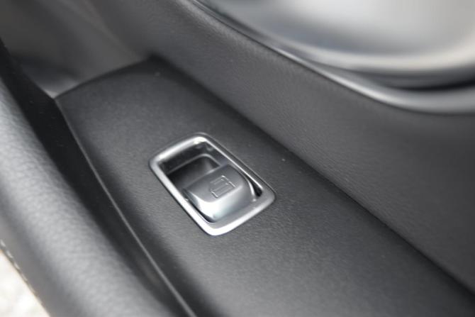 Mercedes-Benz E-Класс V (W213 S213 C238) Рестайлинг с пробегом 2021 года, цена 4 150 000 рублей, 115000 км, седан, Автокод Объявления