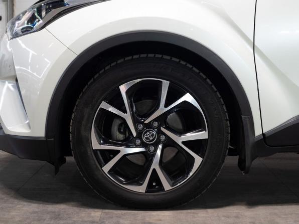 Toyota C-HR I с пробегом 2016 года, цена 1 750 000 рублей, 113719 км, внедорожник, Автокод Объявления