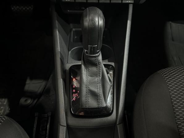 Volkswagen Polo VI с пробегом 2021 года, цена 1 597 000 рублей, 118614 км, лифтбек, Автокод Объявления