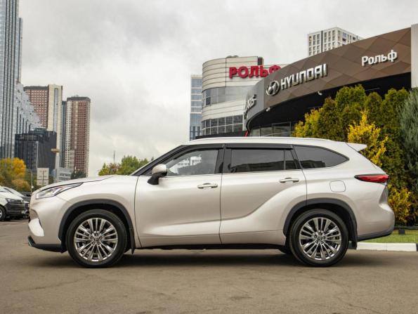 Toyota Highlander IV (XU70) с пробегом 2025 года, цена 4 898 000 рублей, 17010 км, внедорожник, Автокод Объявления