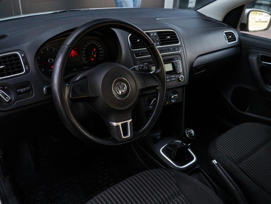 Volkswagen Polo V Москва  - изображение 12