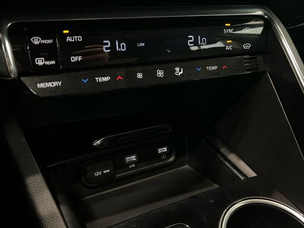 Kia K5 III с пробегом 2020 года, цена 2 440 000 рублей, 109000 км, седан, Автокод Объявления