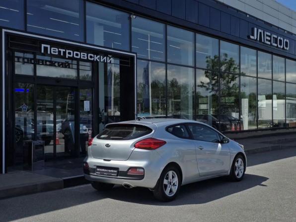 Kia Ceed II Рестайлинг с пробегом 2016 года, цена 1 100 000 рублей, 130687 км, хэтчбек, Автокод Объявления