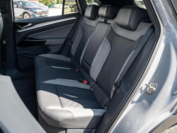 Volkswagen ID.4 с пробегом 2022 года, цена 3 840 000 рублей, 49612 км, внедорожник, Автокод Объявления
