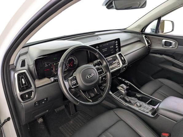 Kia Sorento IV с пробегом 2021 года, цена 3 300 000 рублей, 127000 км, внедорожник, Автокод Объявления