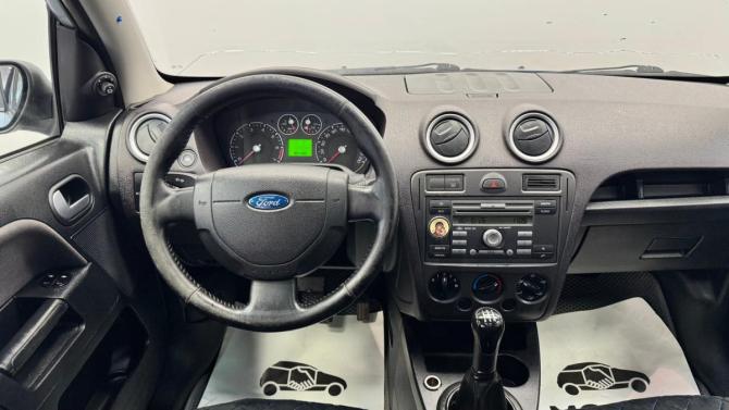 Ford Fusion I Рестайлинг с пробегом 2006 года, цена 260 000 рублей, 314000 км, хэтчбек, Автокод Объявления