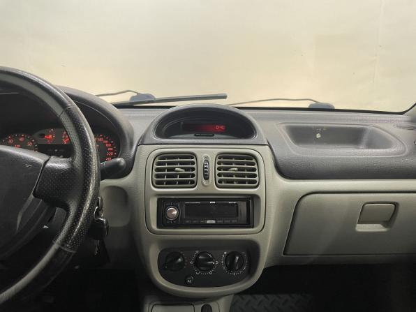 Renault Symbol I Рестайлинг с пробегом 2004 года, цена 249 000 рублей, 235742 км, седан, Автокод Объявления