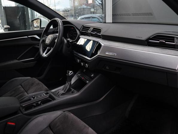 Audi Q3 Sportback II (F3) с пробегом 2021 года, цена 3 895 000 рублей, 67500 км, внедорожник, Автокод Объявления