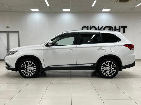 Mitsubishi Outlander III Рестайлинг 2 с пробегом 2016 года, цена 1 890 000 рублей, 113112 км, внедорожник, Автокод Объявления