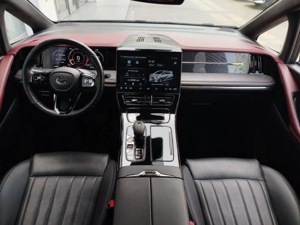 GAC M8 с пробегом 2023 года, цена 3 920 000 рублей, 51787 км, минивэн, Автокод Объявления