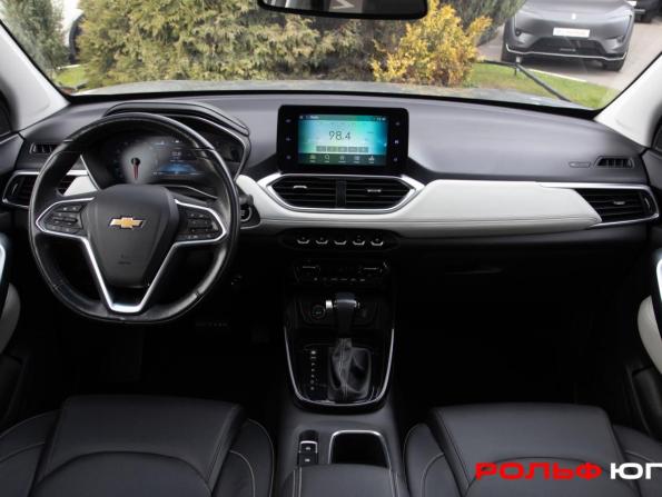 Chevrolet Captiva II с пробегом 2022 года, цена 1 898 000 рублей, 49899 км, внедорожник, Автокод Объявления