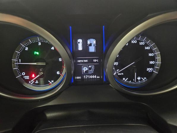 Toyota Land Cruiser Prado 150 Series Рестайлинг 1 с пробегом 2016 года, цена 3 620 000 рублей, 171443 км, внедорожник, Автокод Объявления