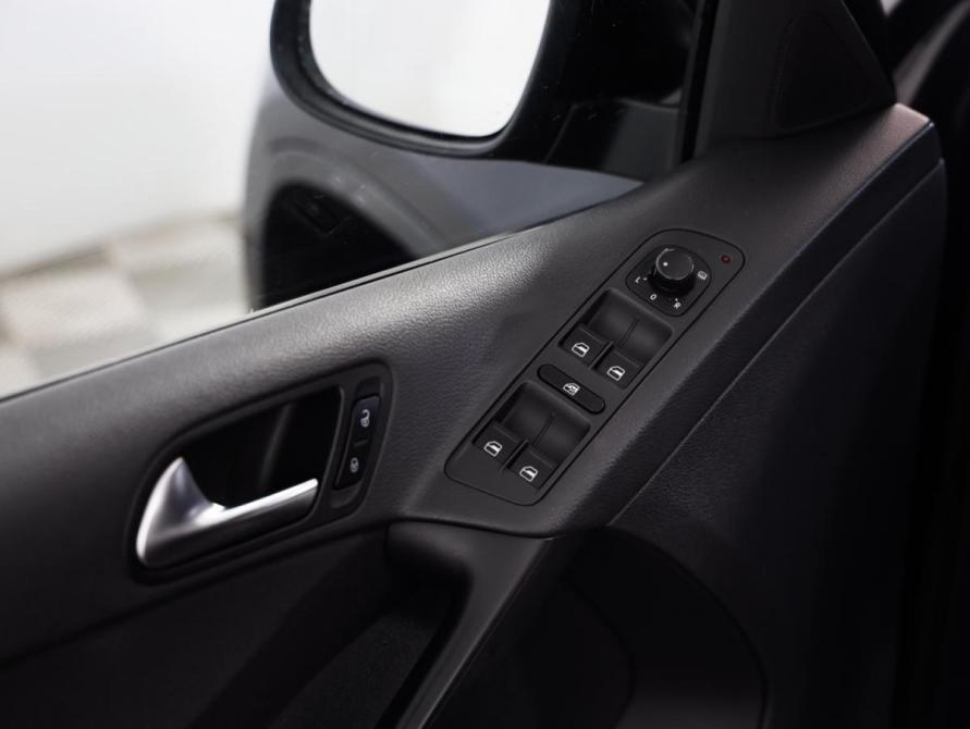 Volkswagen Tiguan I Санкт-Петербург  - изображение 20