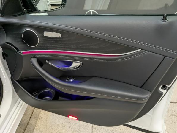 Mercedes-Benz E-Класс V (W213 S213 C238) Рестайлинг с пробегом 2021 года, цена 4 350 000 рублей, 70800 км, седан, Автокод Объявления